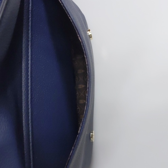 London Fog Sophia Pebble 100th anniversary Women's Deep Blue Tote Bag - Picture 4 of 15